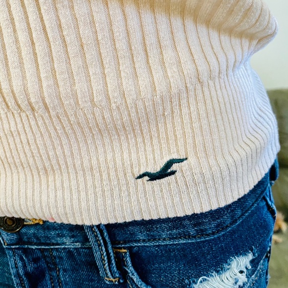 Top by HOLLISTER - Picture 2 of 2